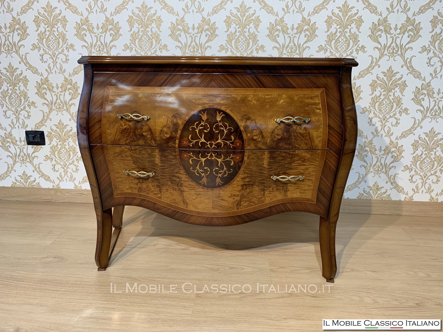 cassettone bombato intarsiato